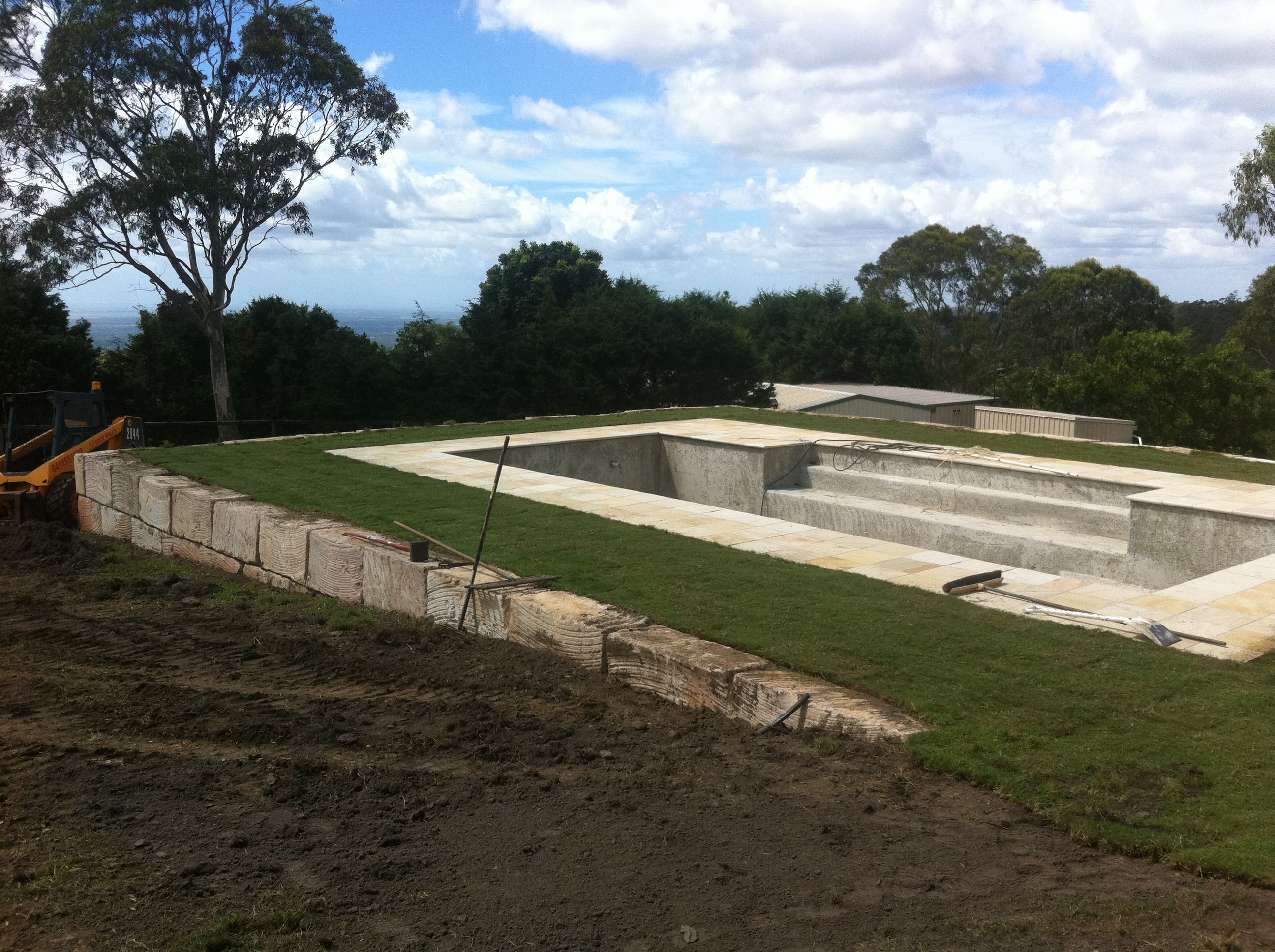 a Grade Sandstone around Pool